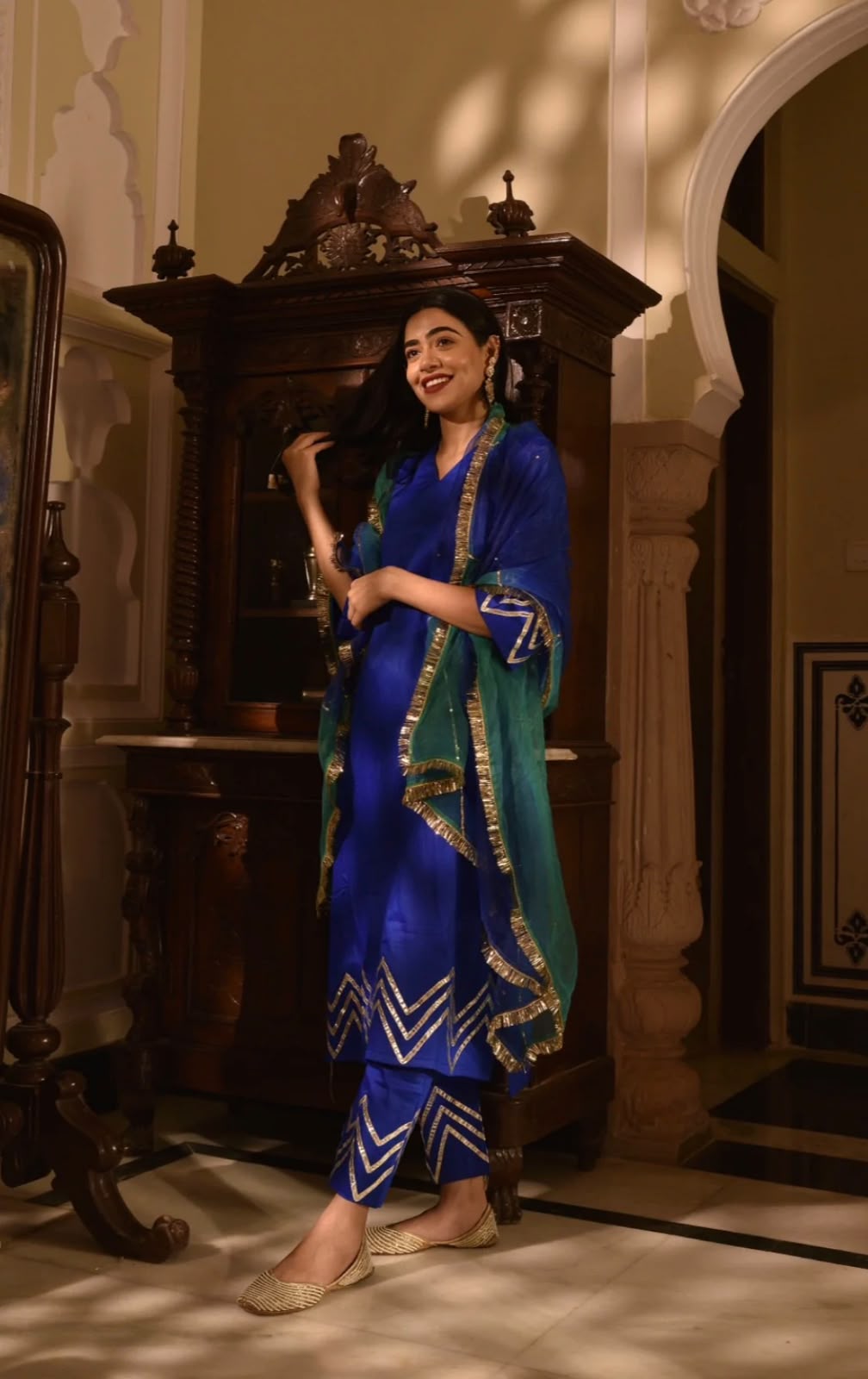 Elegant Ethnic Kurti Set with Dupatta
